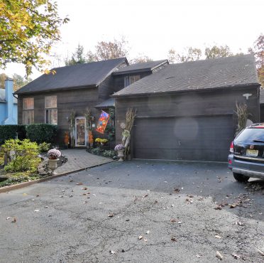 Arcadian Woods Neighborhood in Winslow Township