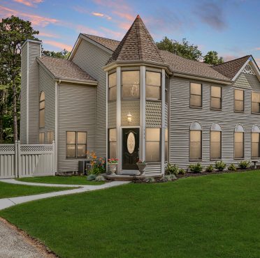 Braddocks Woods Neighborhood in Winslow Township