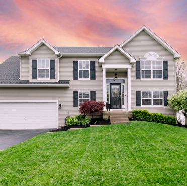 Carriage Glen Neighborhood in Monroe Township